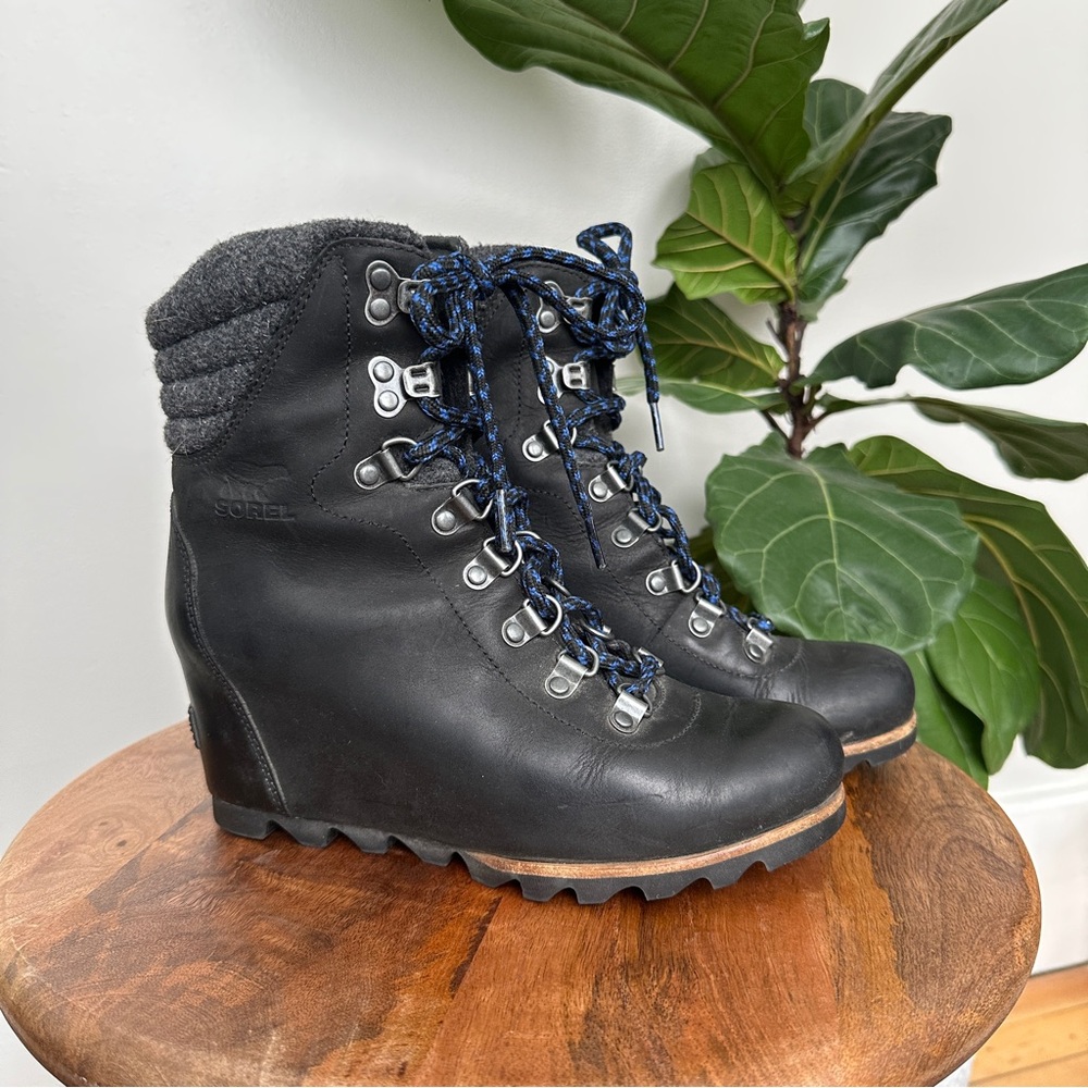 Sorel Conquest Lace Up Wedge Booties
